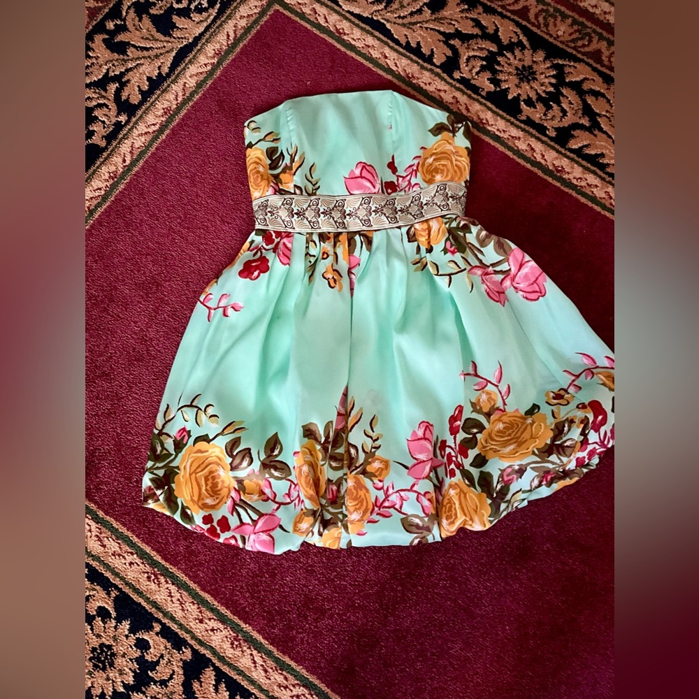 Forever 21 Mint Green Strapless Floral Sundress